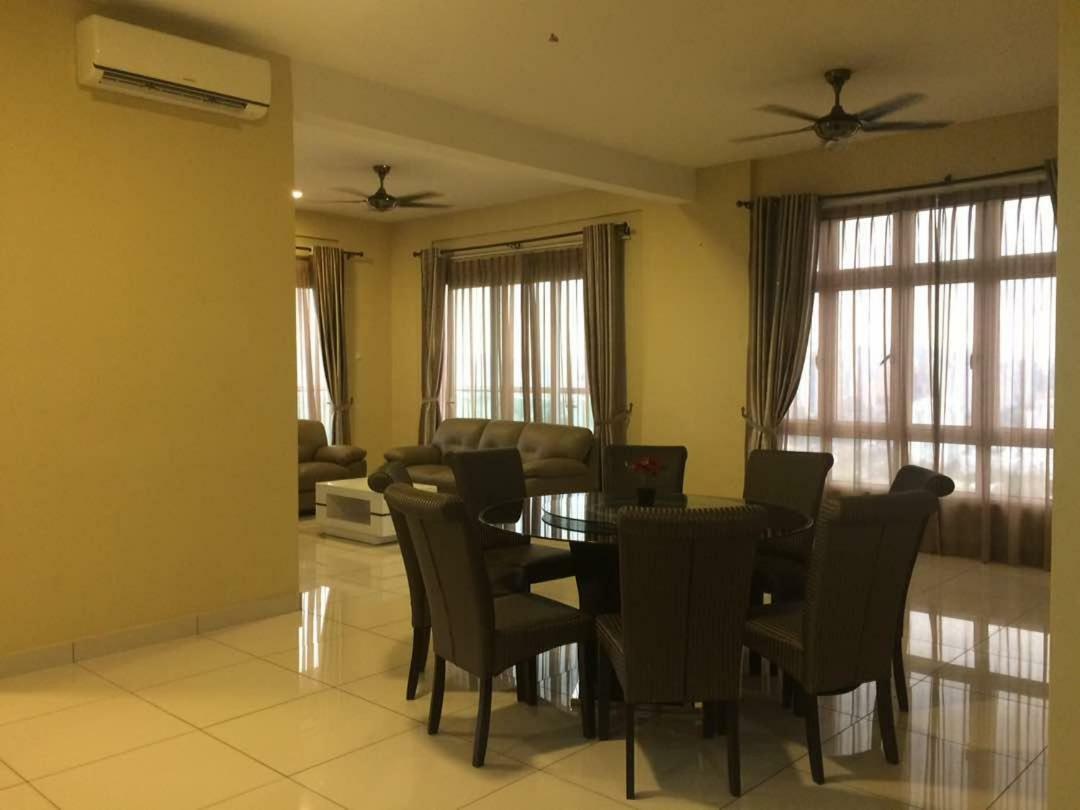 קואלה לומפור Royal Regent Condominum By Ihost מראה חיצוני תמונה